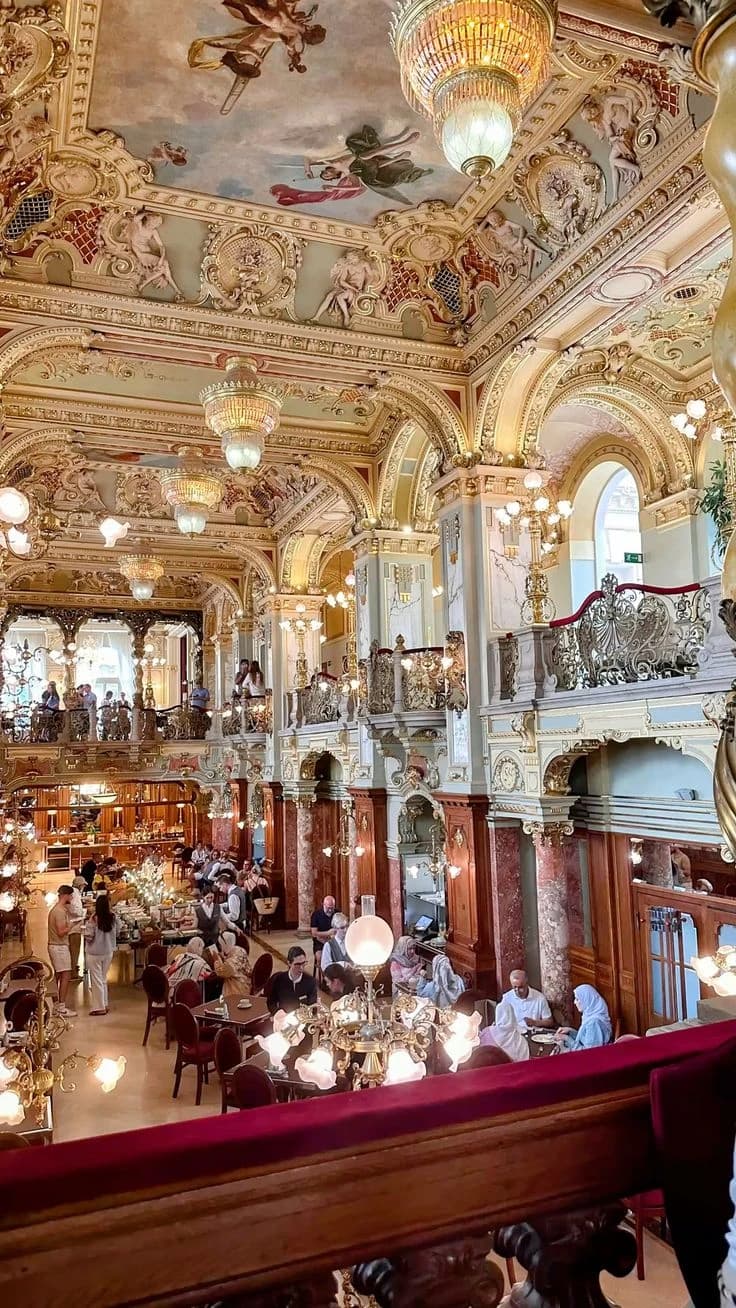 New York Café
